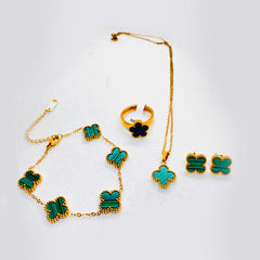 Aura Van Cleef Green - 18K